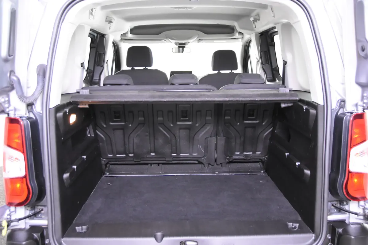 1.2 Turbo L1H1 *1ste Eigenaar*Navigatie*Trekhaak*Carplay*
