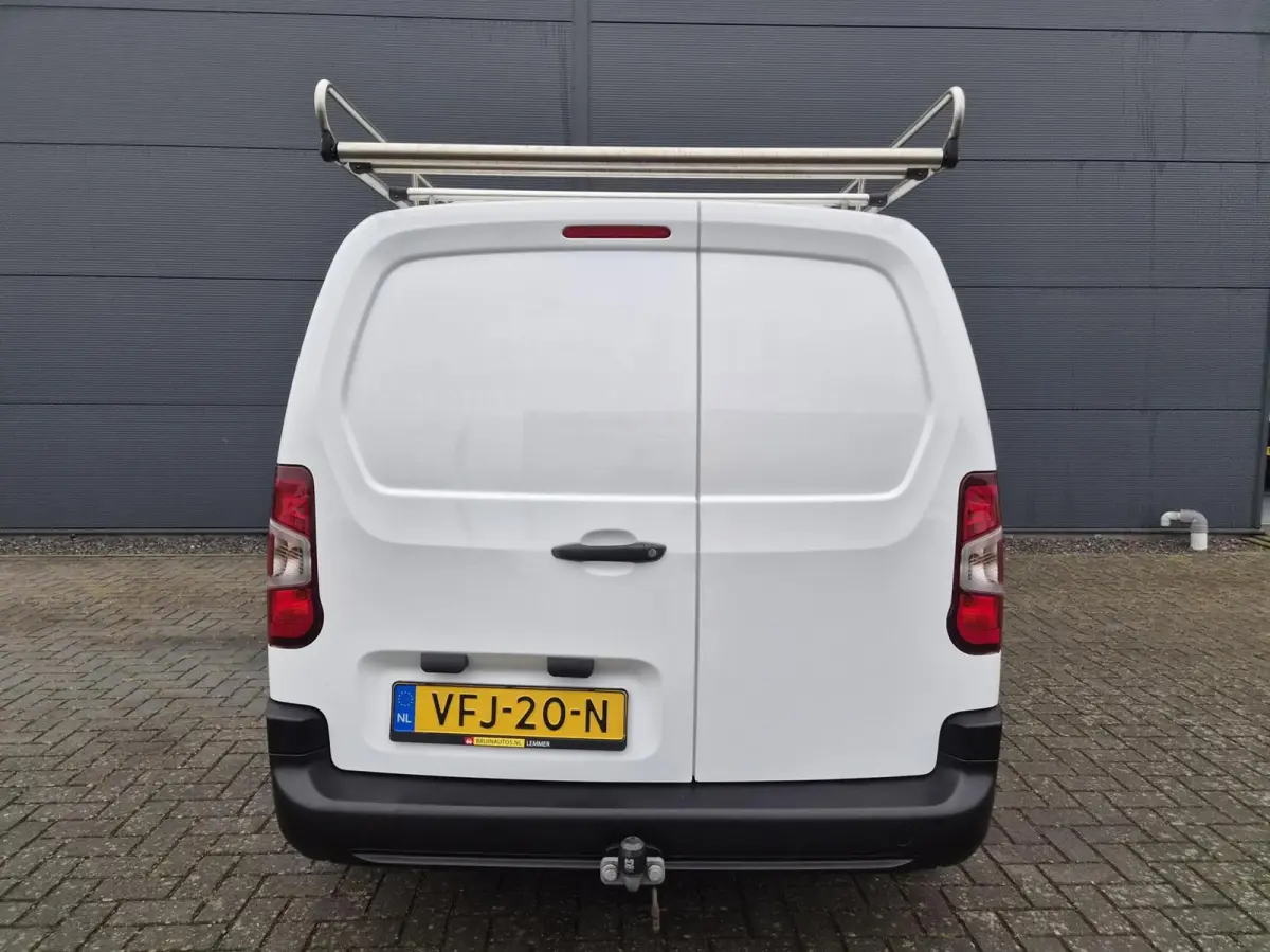 1.5D L2H1 Carplay Navi 102pk RVS imp Eu6 Inrichting