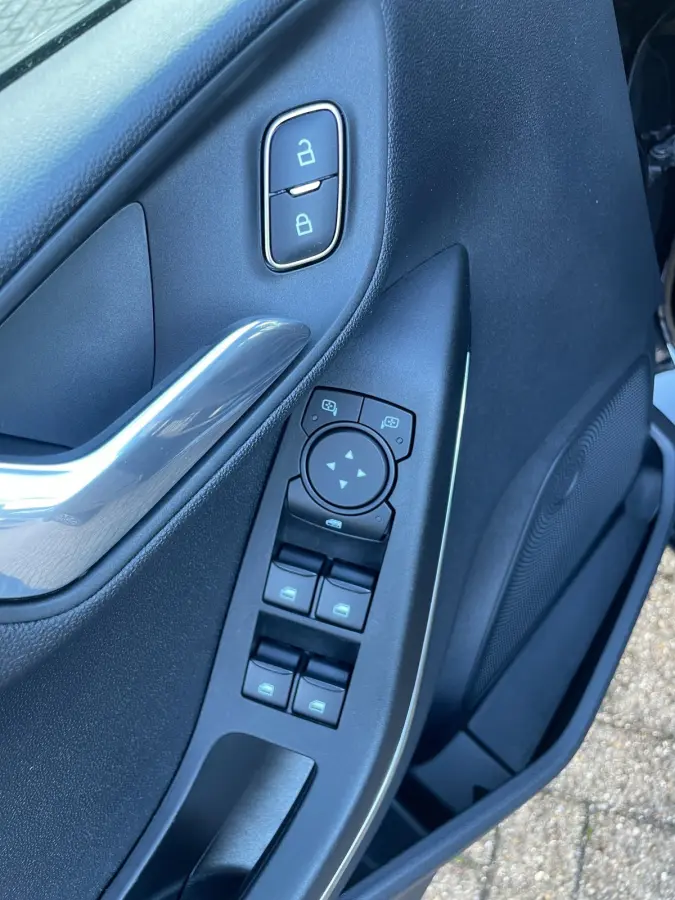 1.0 EcoBoost Hybrid Titanium | Org. NL-auto | 1 ste Eigenaar