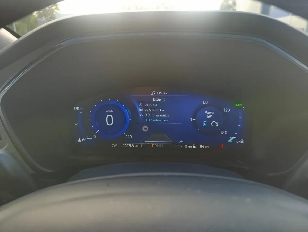 2.5 PHEV ST-Line | Adaptieve Cruise | Elek. Achterklep | Dodehoeksensoren | Stoel/stuur voorruitverwarming | Camera voor + achter | Ford-onderhouden | Trekhaak