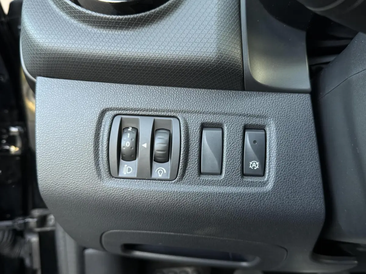 0.9 TCe Limited | Airco | Navigatie | DAB+ | Cruise control | Lichtmetaal |