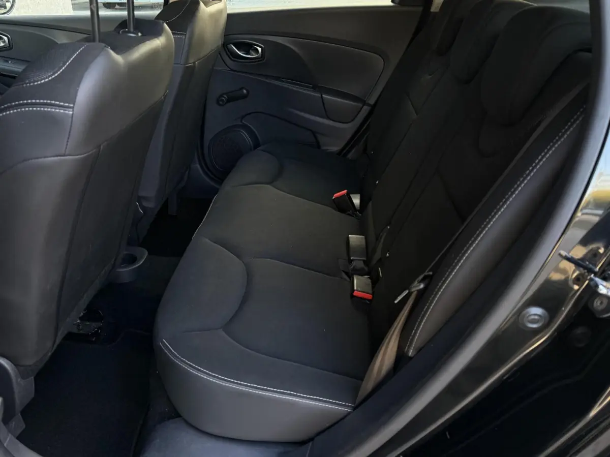 0.9 TCe Limited | Airco | Navigatie | DAB+ | Cruise control | Lichtmetaal |