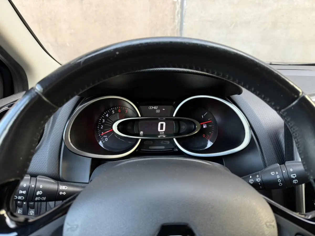 0.9 TCe Limited | Airco | Navigatie | DAB+ | Cruise control | Lichtmetaal |