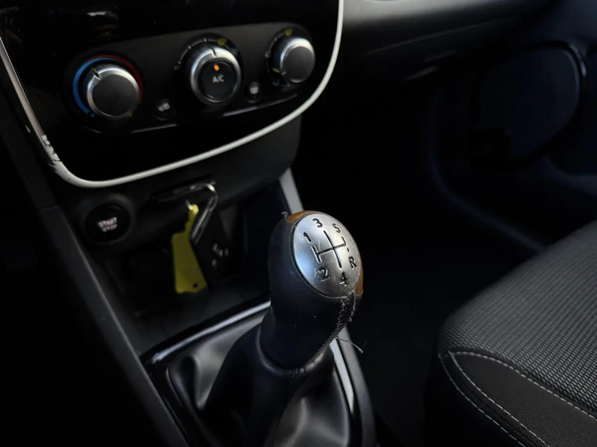 0.9 TCe Limited | Airco | Navigatie | DAB+ | Cruise control | Lichtmetaal |