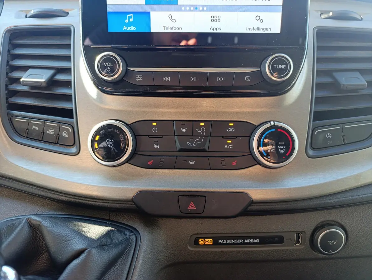 300 2.0 TDCI L2H2 Trend | Trail | Leder | Camera | Stoel/voorruitverwarming | Cruise Control | 3-zits | Trekhaak