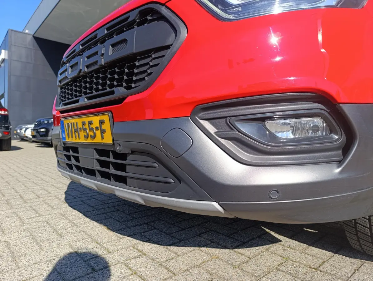 300 2.0 TDCI L2H2 Trend | Trail | Leder | Camera | Stoel/voorruitverwarming | Cruise Control | 3-zits | Trekhaak