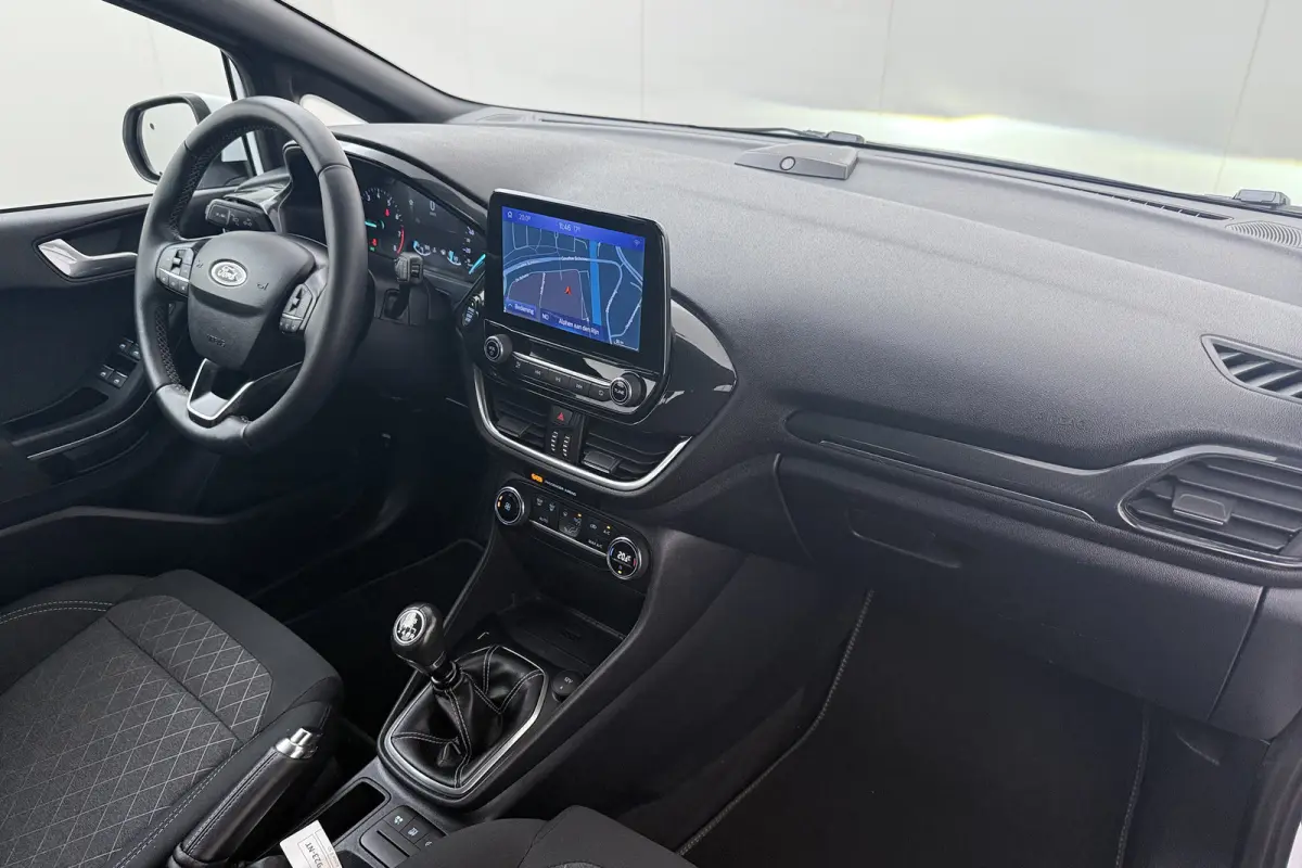 94 PK Active X Bang&Olufsen Climate Carplay Navi DAB