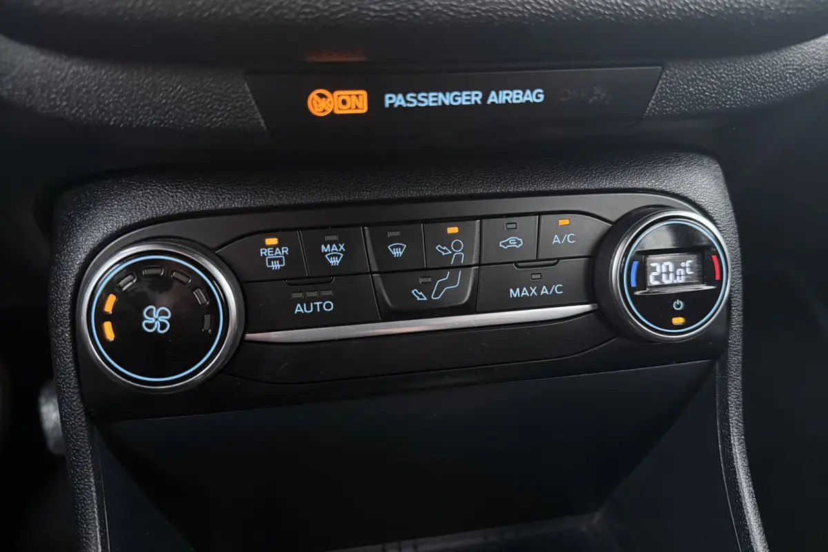94 PK Active X Bang&Olufsen Climate Carplay Navi DAB