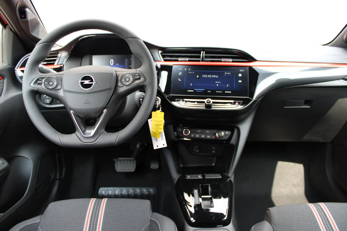 1.2 Turbo Hybrid Yes | Automaat | Navi by app | Camera | Apple Carplay | Stoelverwarming | Parkeersensoren |