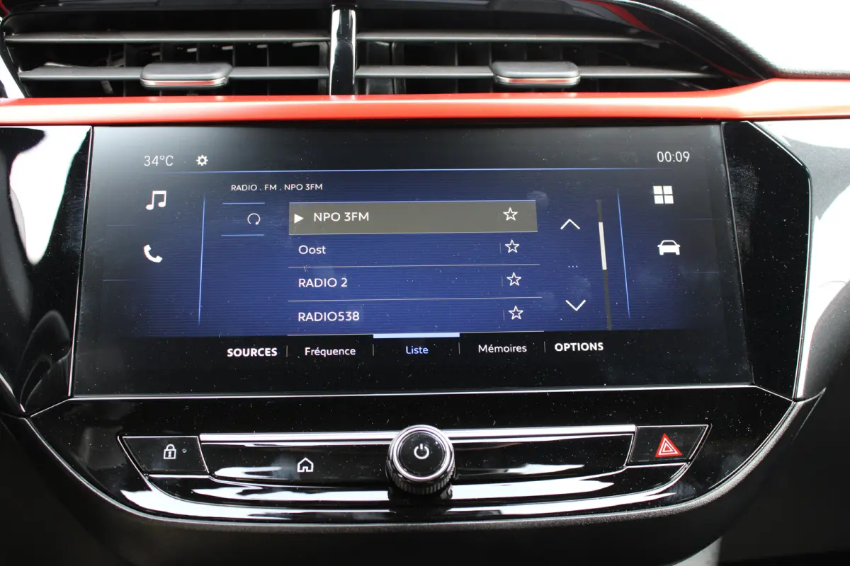 1.2 Turbo Hybrid Yes | Automaat | Navi by app | Camera | Apple Carplay | Stoelverwarming | Parkeersensoren |