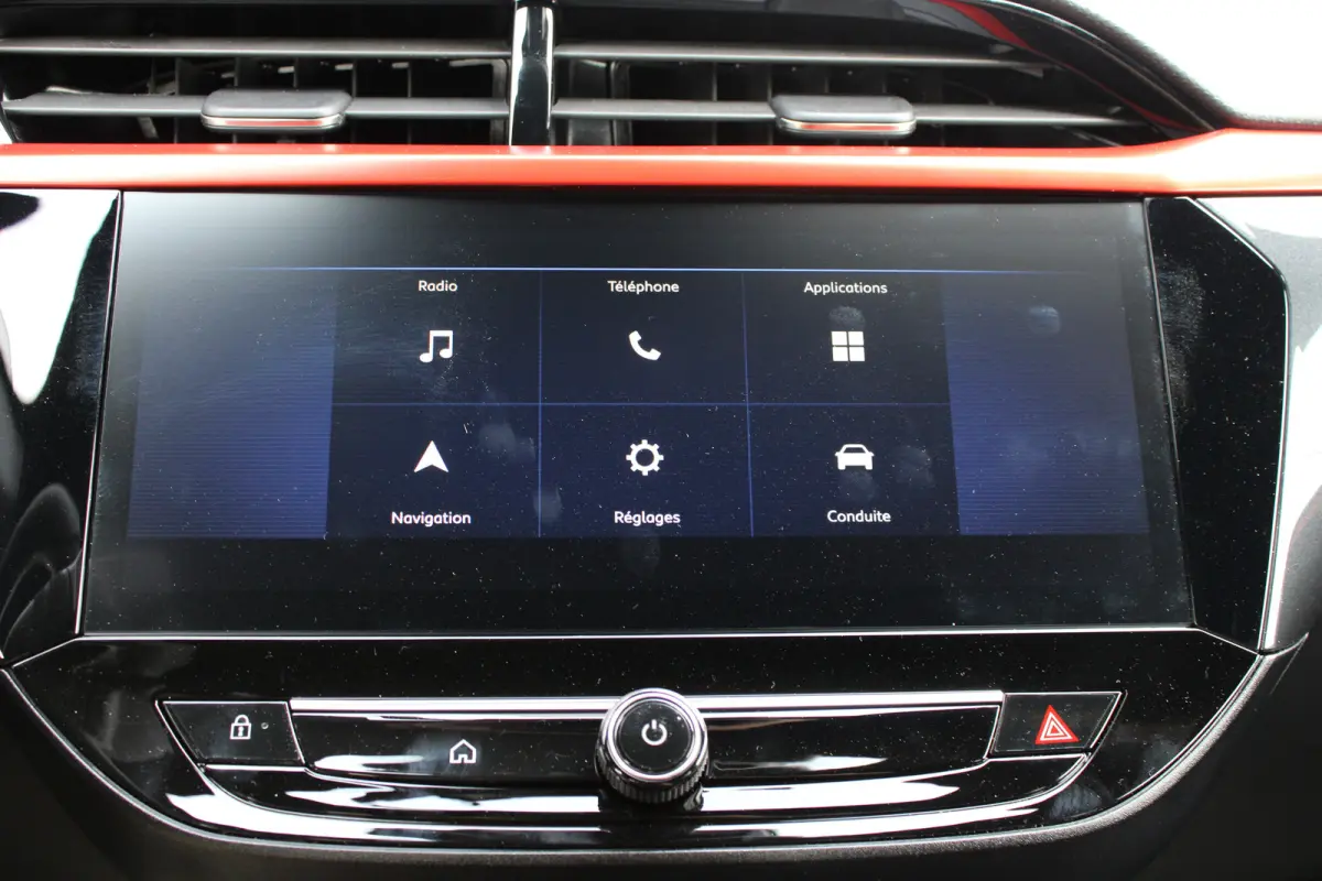 1.2 Turbo Hybrid Yes | Automaat | Navi by app | Camera | Apple Carplay | Stoelverwarming | Parkeersensoren |