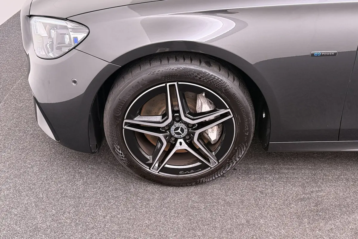 300e AMG Pano-Dak Burmester Vol-Leder LED