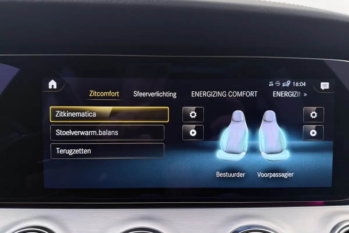 300e AMG Pano-Dak Burmester Vol-Leder LED