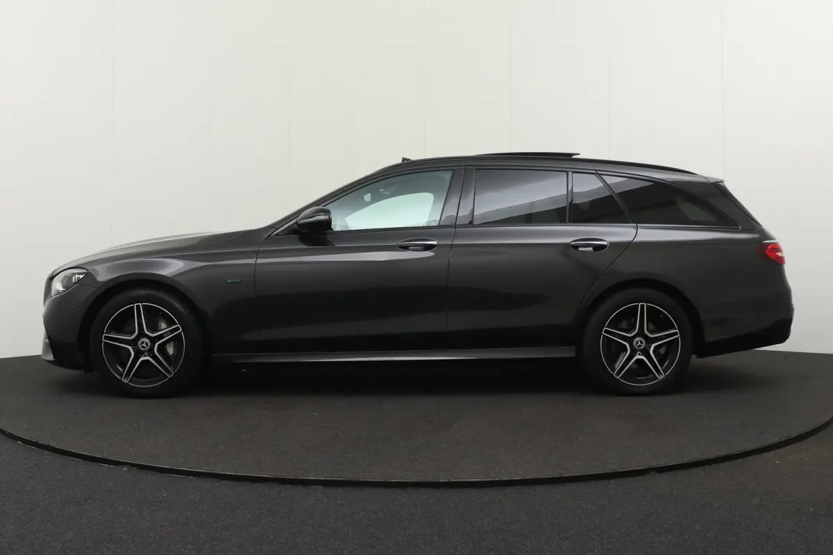 300e AMG Pano-Dak Burmester Vol-Leder LED
