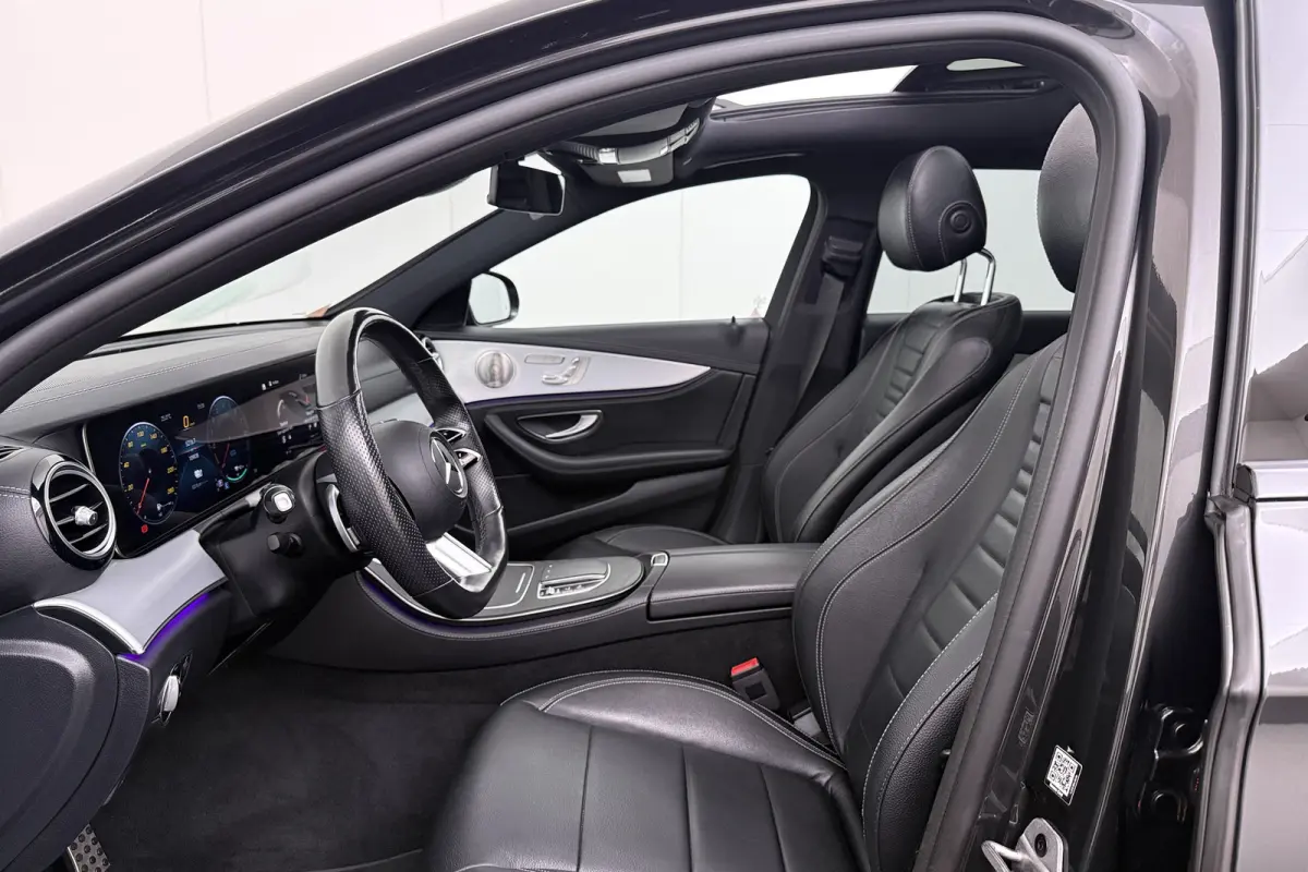 300e AMG Pano-Dak Burmester Vol-Leder LED