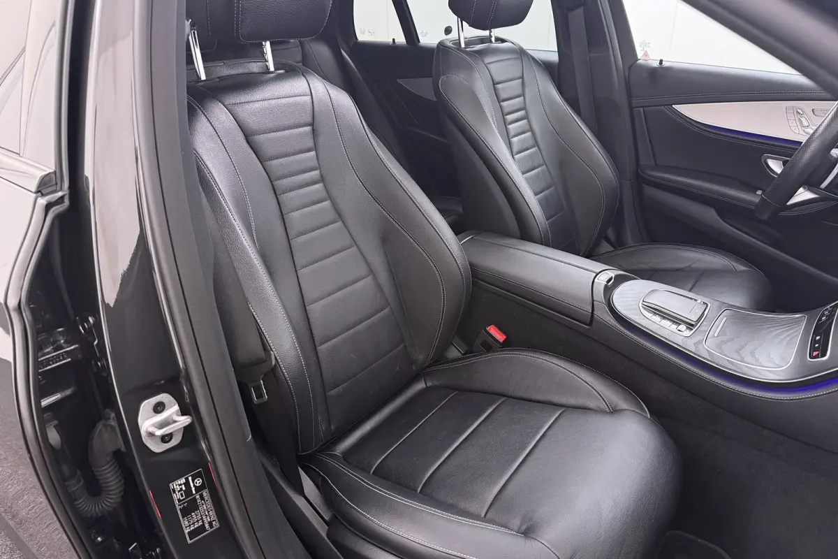 300e AMG Pano-Dak Burmester Vol-Leder LED