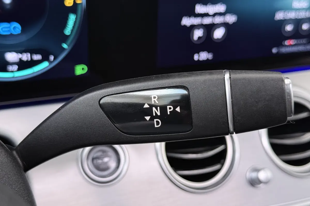 300e AMG Pano-Dak Burmester Vol-Leder LED