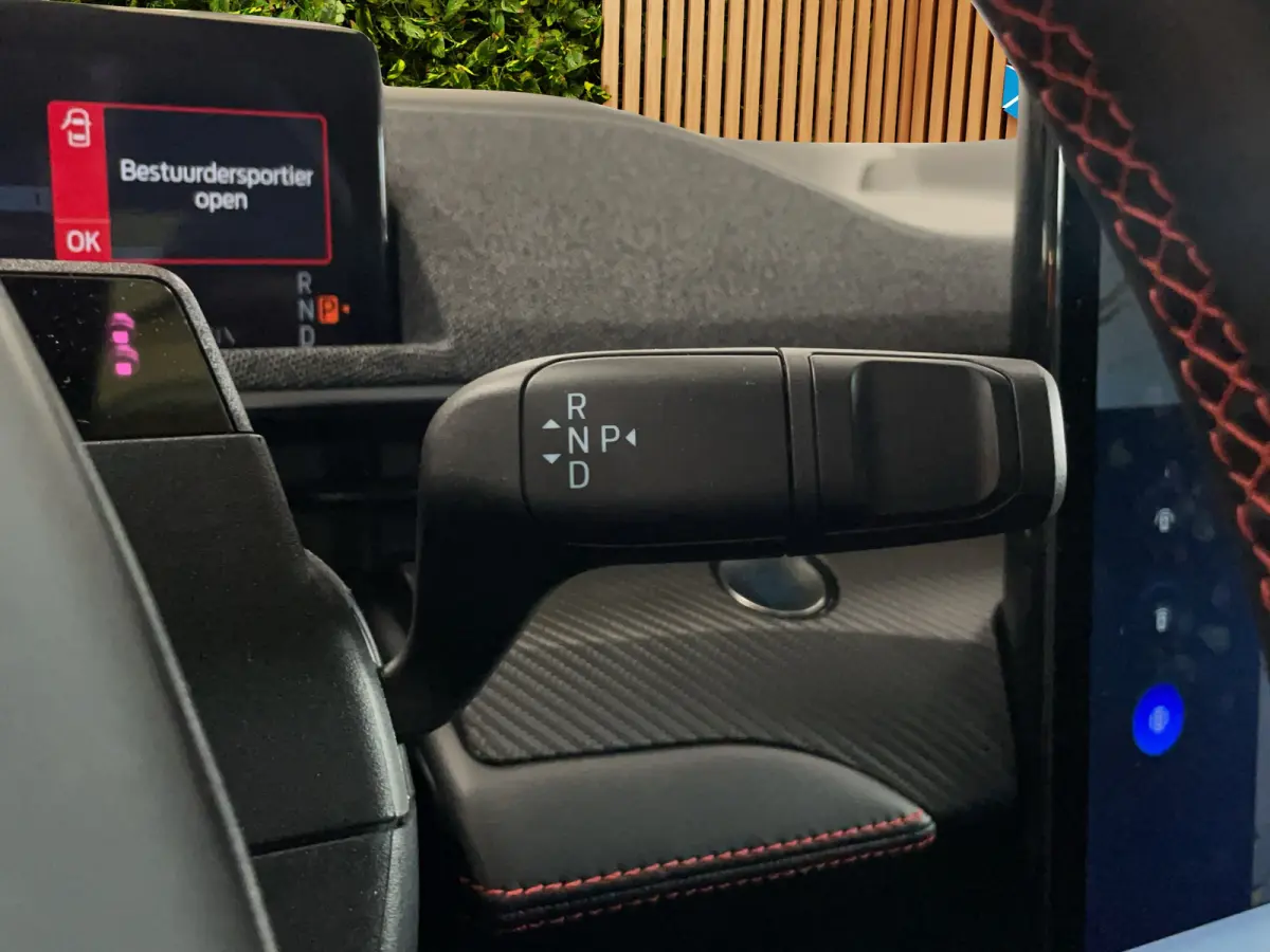 Extended Premium RWD 88 kWh | UNIEK! | Hoogglans zwarte delen | Pano | B&O | Blue Cruise mogelijk | 20'' GT velgen