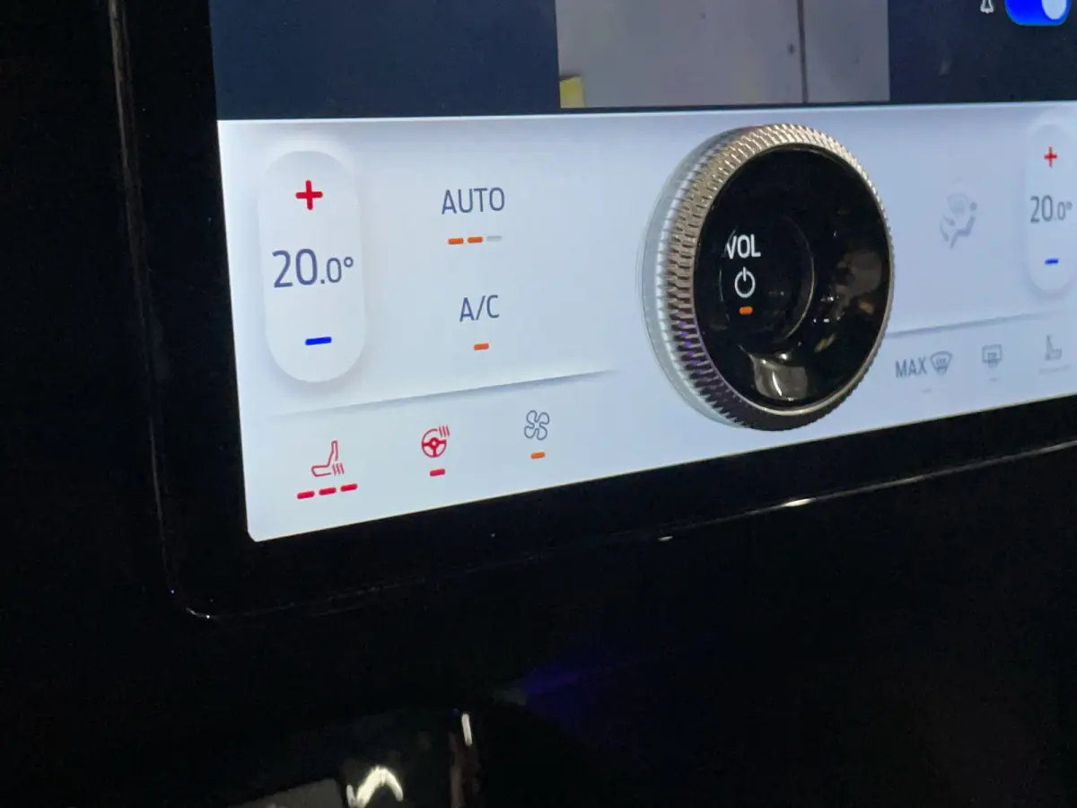 Extended Premium RWD 88 kWh | UNIEK! | Hoogglans zwarte delen | Pano | B&O | Blue Cruise mogelijk | 20'' GT velgen