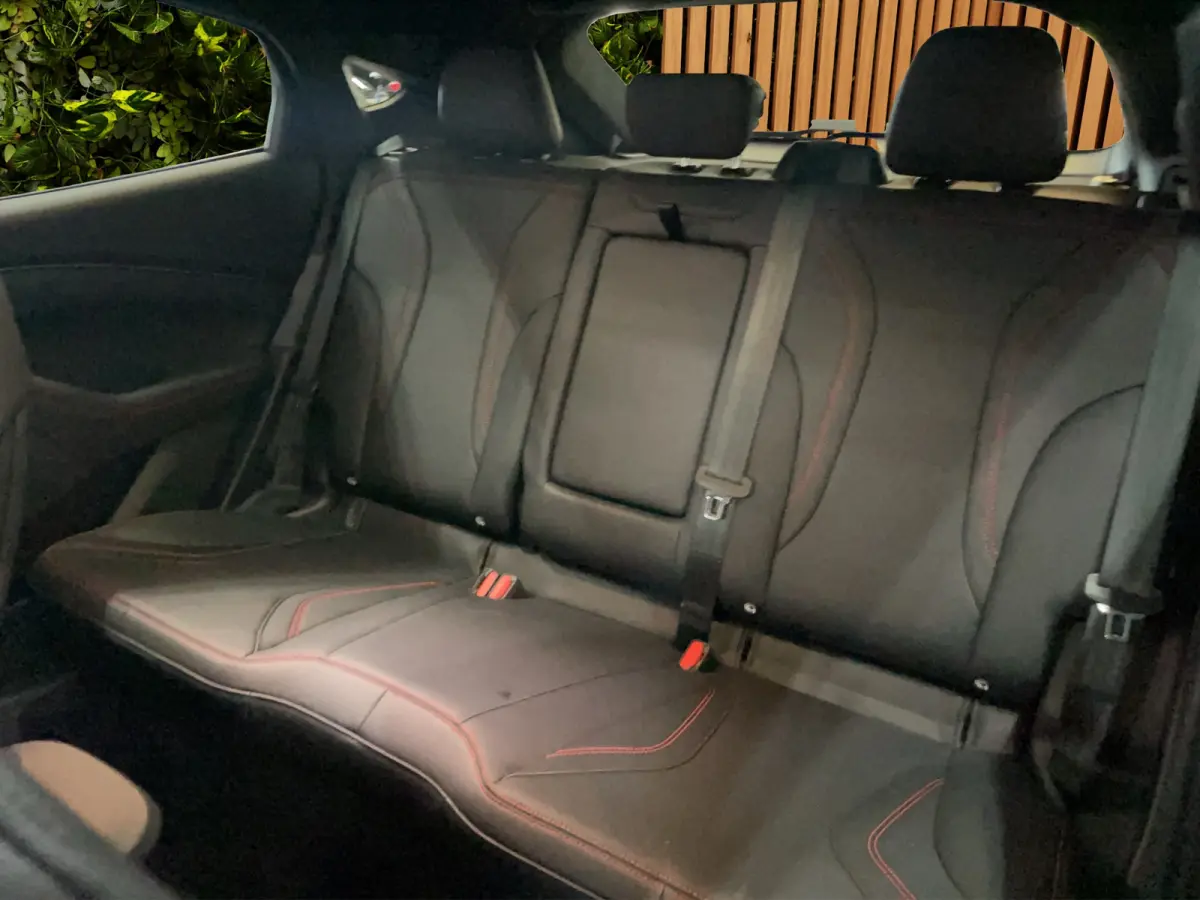 Extended Premium RWD 88 kWh | UNIEK! | Hoogglans zwarte delen | Pano | B&O | Blue Cruise mogelijk | 20'' GT velgen