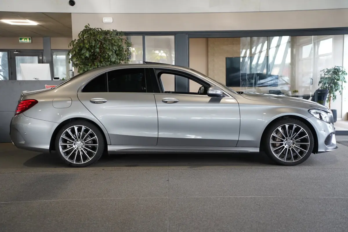 250 DCT AMG Dak Leder Burmester Xenon Navi Pdc Cruise