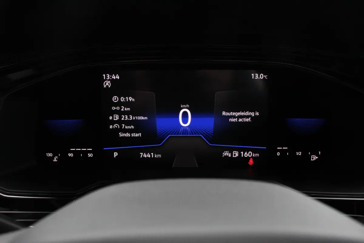 1.0 TSI 110pk Automaat Life Navigatie Apple Carplay/Android Auto Wireless Adaptive Cruise Control Parkeersensoren Camera Blind Spot Assist Park Assist Afneembare trekhaak Stoelverwarming Vir