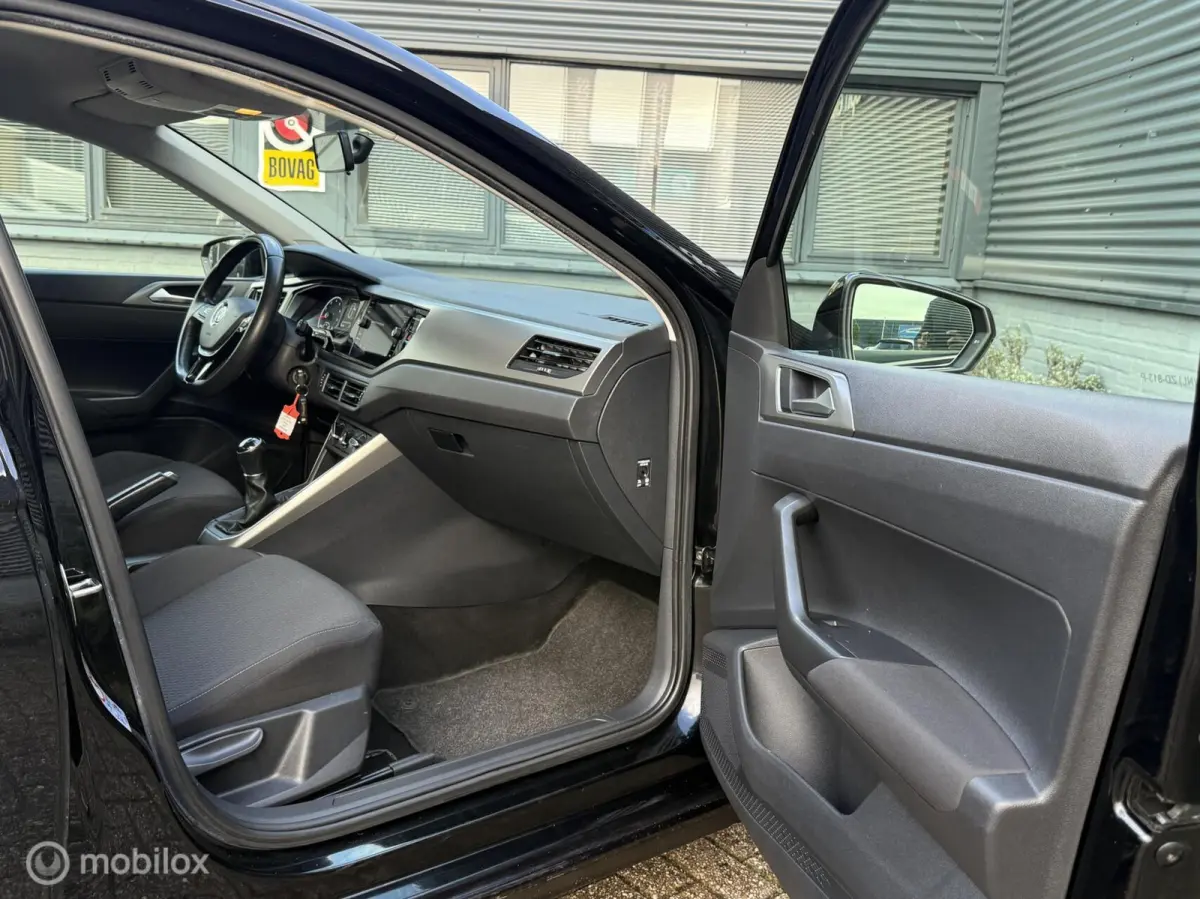 1.0 MPI Comfortline Business - Carplay - Cruise - Nap -