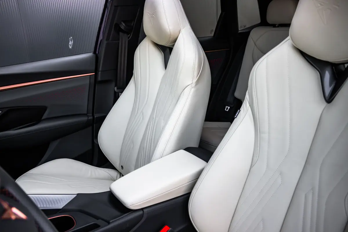 1.5 TSI e-Hybrid 272pk VZ Performance | Leder | Panoramadak | Trekhaak | 360 Camera | Sennheiser | 20"
