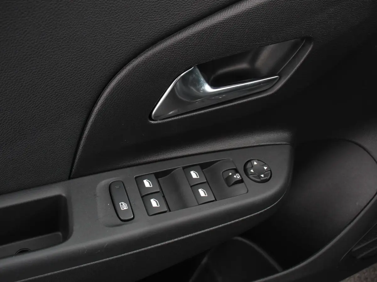 1.2 Turbo GS Navigatie Apple Carplay/Android Auto Digitale Cockpit Airco Cruise Control Lichtmetalen Velgen Dab