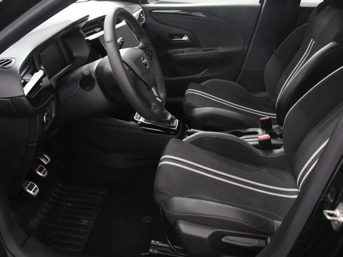 1.2 Turbo GS Navigatie Apple Carplay/Android Auto Digitale Cockpit Airco Cruise Control Lichtmetalen Velgen Dab