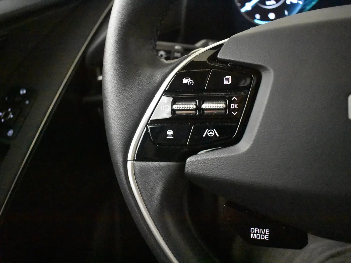 1.6 GDi Hybrid ExecutiveLine l Slechts 29dkm! l Leder l Schuifdak l Elekt. Stoel l Stoelverwarming l Camera l Stuurverwarming l