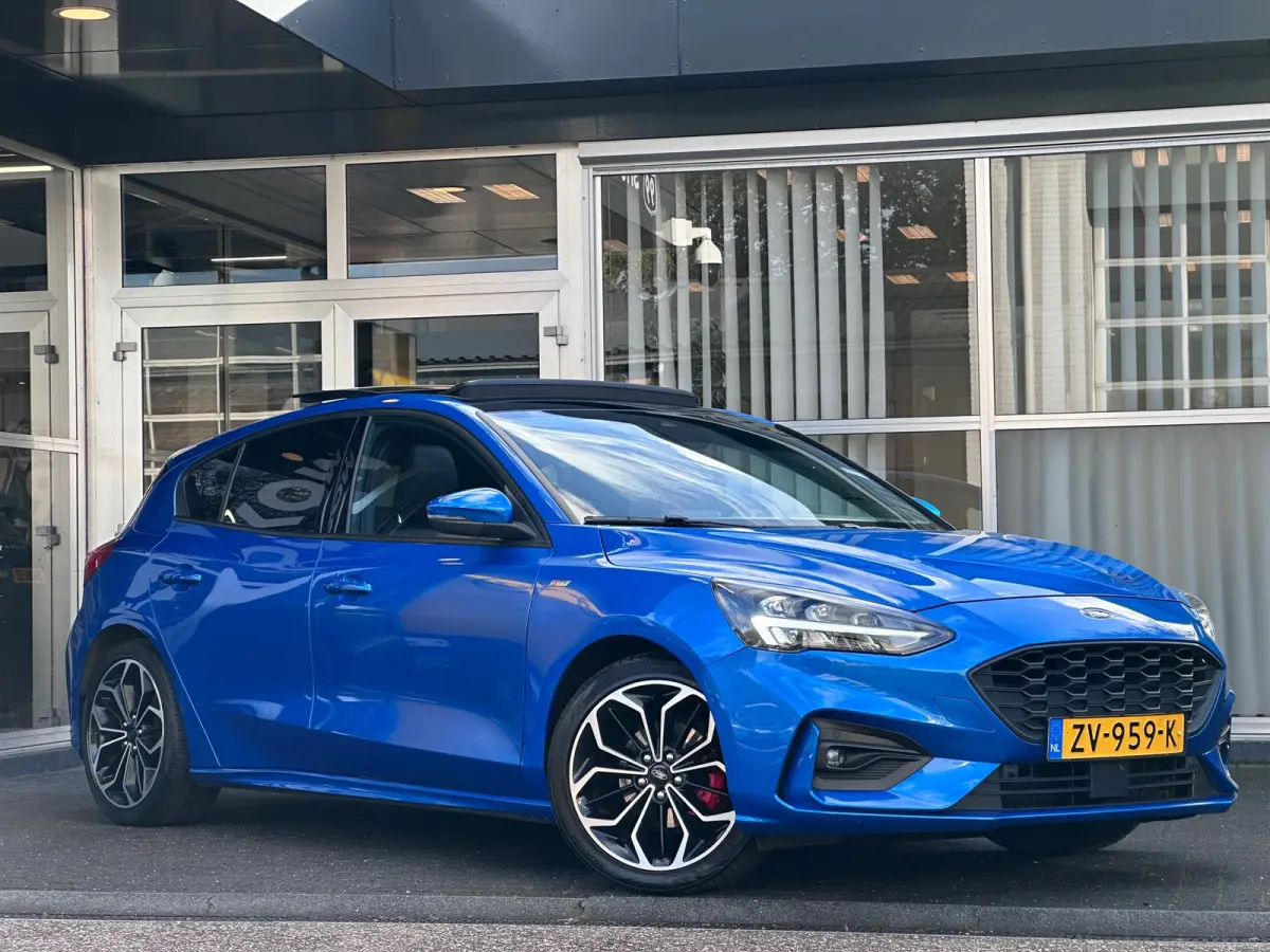 1.0 EcoBoost ST Line Business B&O / ACC / PANO / LANE / ORG NL