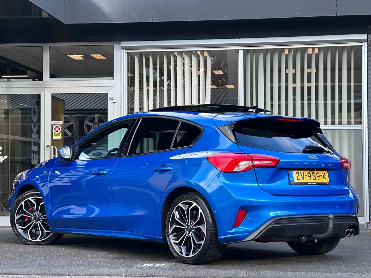 1.0 EcoBoost ST Line Business B&O / ACC / PANO / LANE / ORG NL
