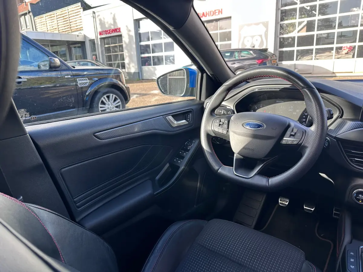 1.0 EcoBoost ST Line Business B&O / ACC / PANO / LANE / ORG NL