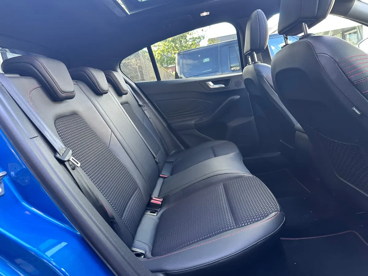 1.0 EcoBoost ST Line Business B&O / ACC / PANO / LANE / ORG NL