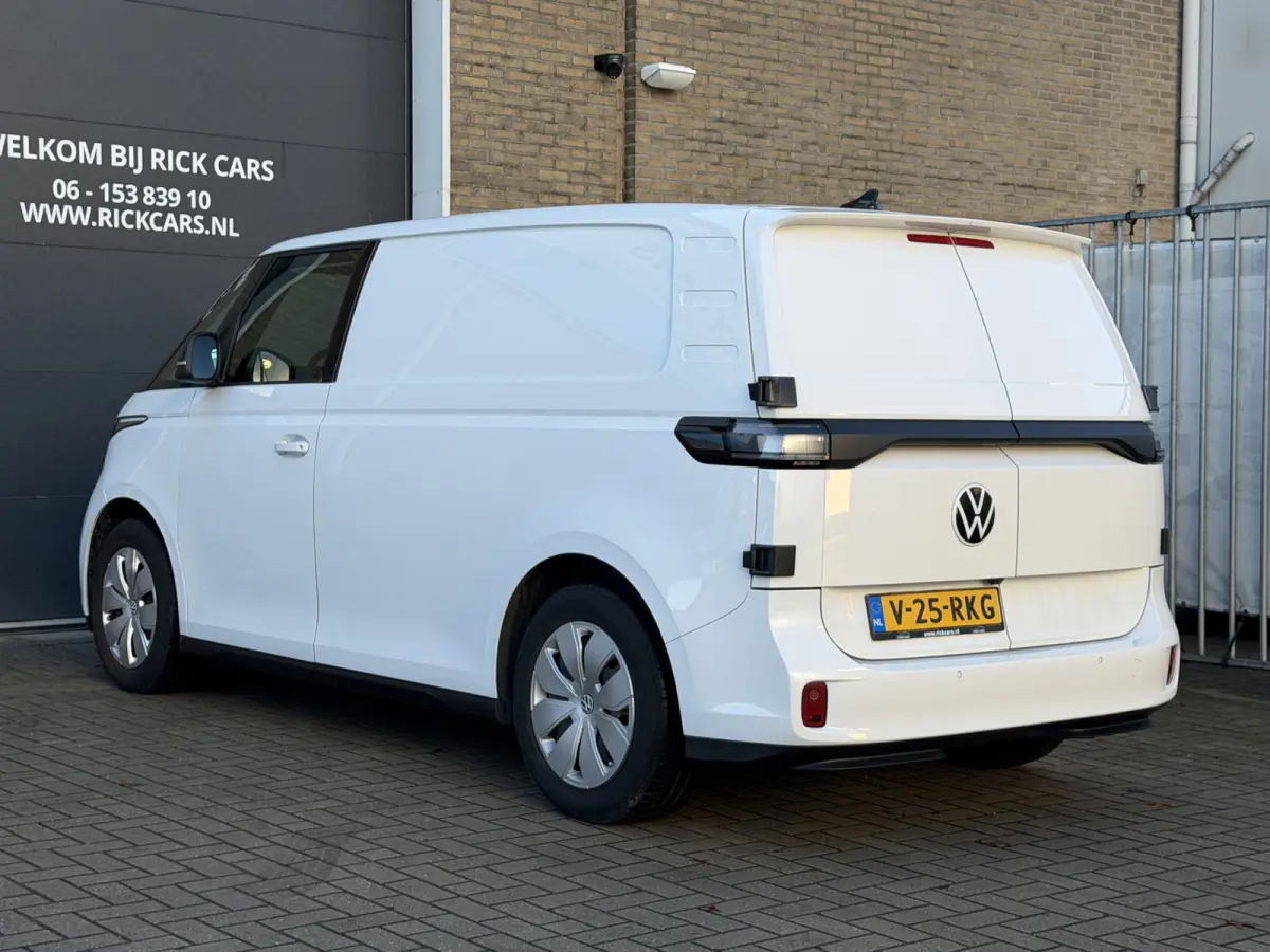 Business 77 kWh 204 PK WLTP 408 SOH 95% Achteruitrijcamera/CarPlay/Stoelverwarming