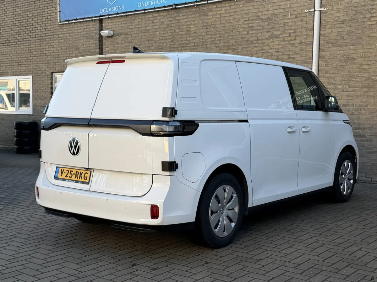 Business 77 kWh 204 PK WLTP 408 SOH 95% Achteruitrijcamera/CarPlay/Stoelverwarming