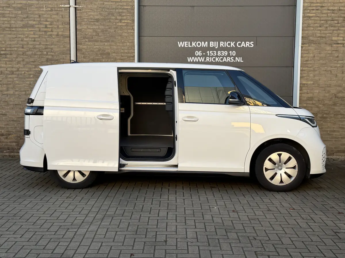 Business 77 kWh 204 PK WLTP 408 SOH 95% Achteruitrijcamera/CarPlay/Stoelverwarming
