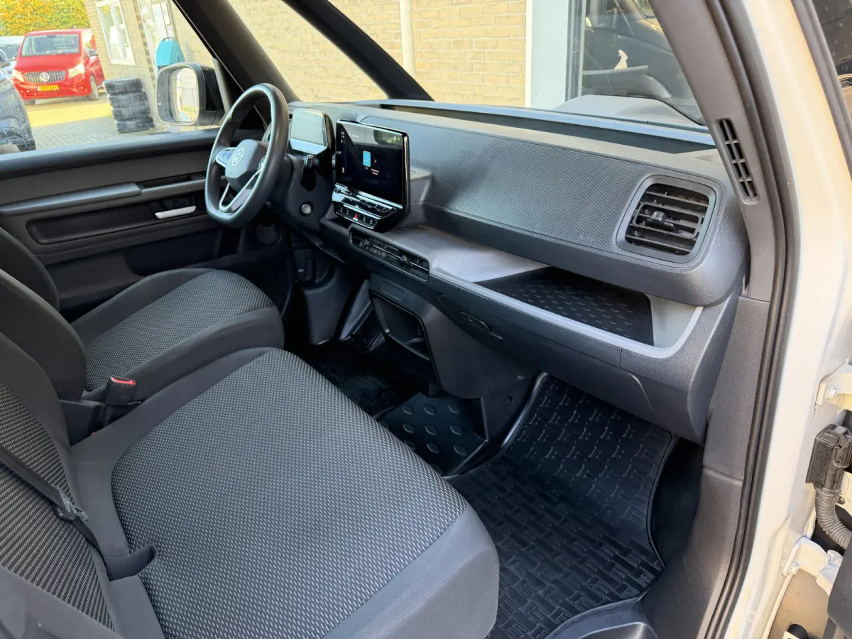 Business 77 kWh 204 PK WLTP 408 SOH 95% Achteruitrijcamera/CarPlay/Stoelverwarming