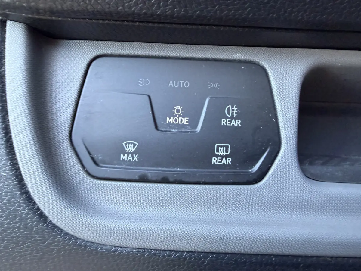 Business 77 kWh 204 PK WLTP 408 SOH 95% Achteruitrijcamera/CarPlay/Stoelverwarming