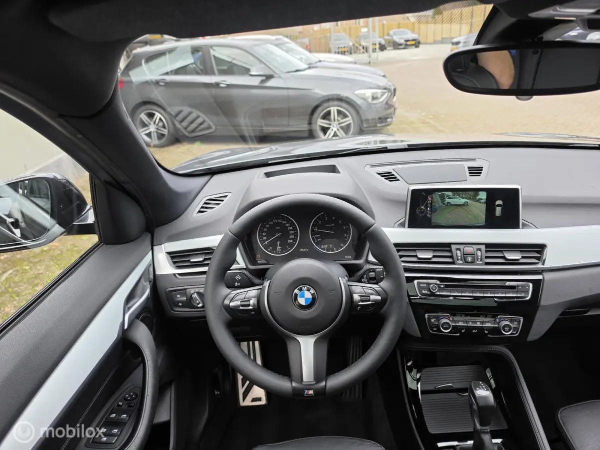 sDrive18i High Executive M-Sport HUD/Pano/LED/Camera
