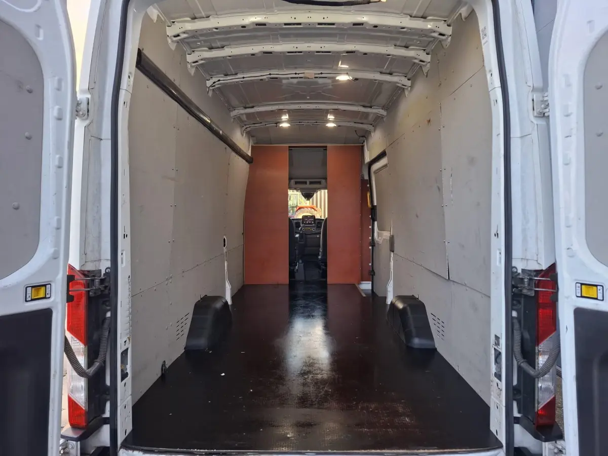 350 2.0 TDCI L4H3 Trend RWD AIRCO / CRUISE CONTROLE / NAVI / AUTOMAAT