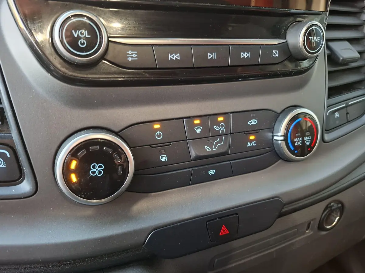 350 2.0 TDCI L4H3 Trend RWD AIRCO / CRUISE CONTROLE / NAVI / AUTOMAAT
