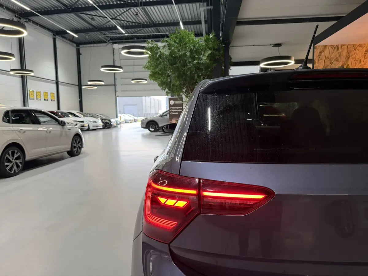 1.0 TSI Style DSG Garantie|IQLight|Sportvelgen|Leder|Virtual|ACC|Lane|Carplay Navi|Rijklaar