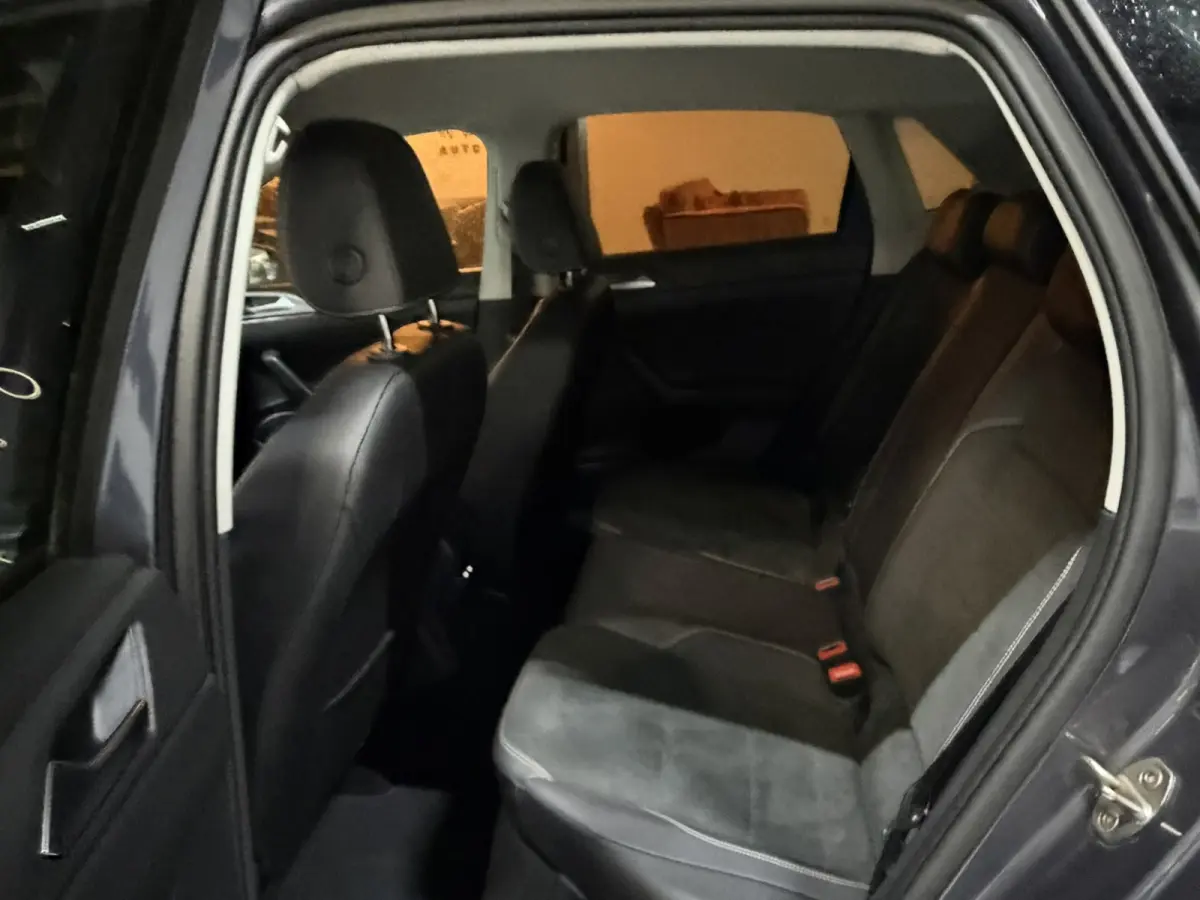 1.0 TSI Style DSG Garantie|IQLight|Sportvelgen|Leder|Virtual|ACC|Lane|Carplay Navi|Rijklaar