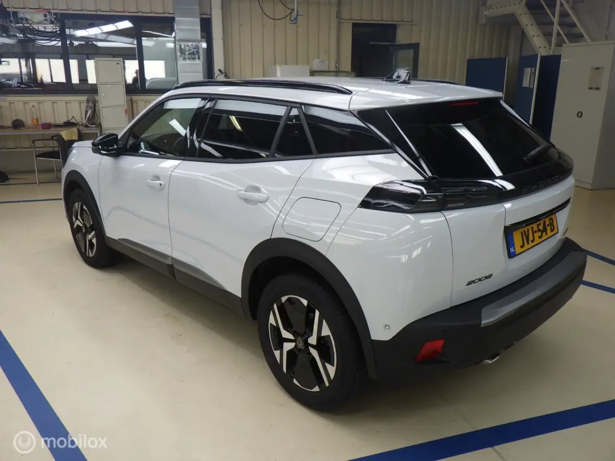 145 PK HYBRID NL AUTO RIJKLAAR PRIJS