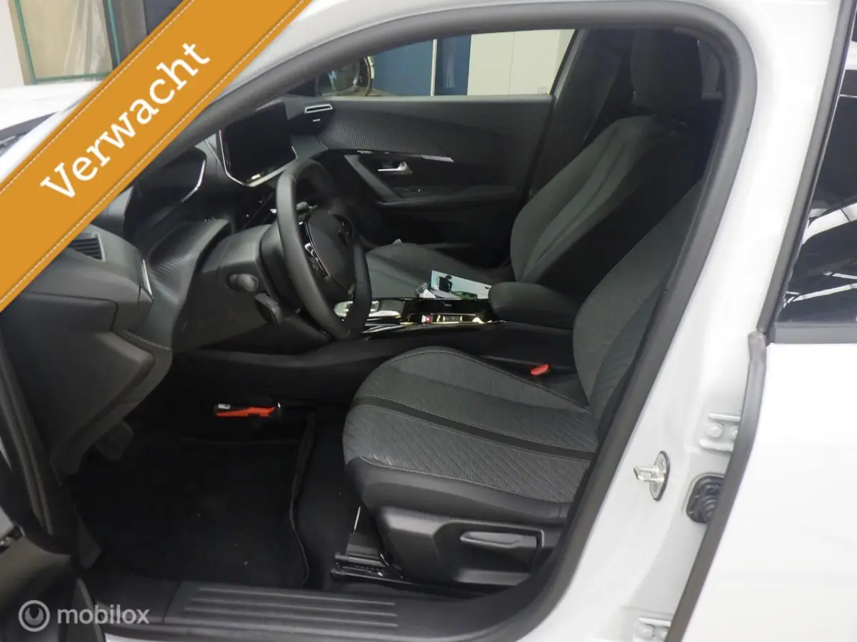 145 PK HYBRID NL AUTO RIJKLAAR PRIJS