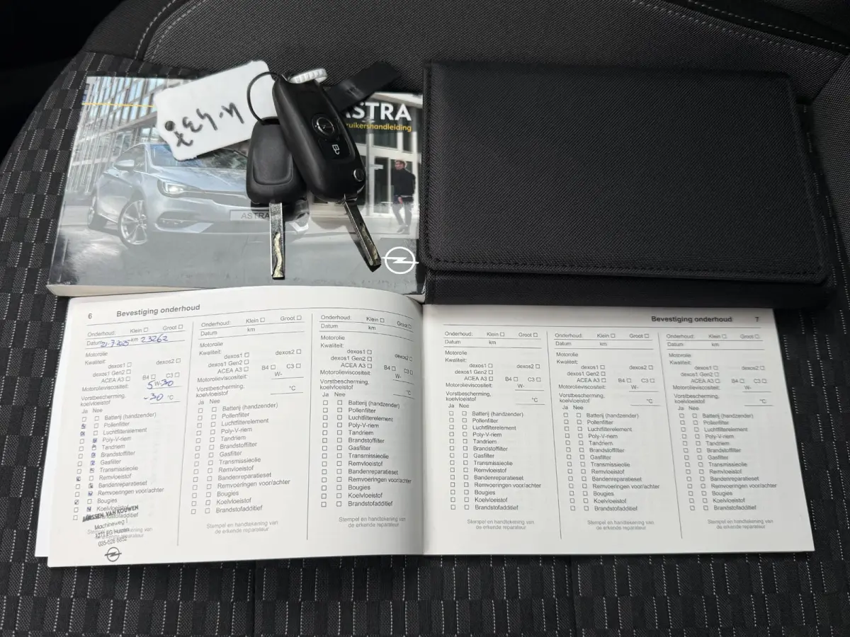 1.2 Business Edition Navi|Clima|Cruise|PDC V+A|Carplay|N.A.P|APK tot 02-2027