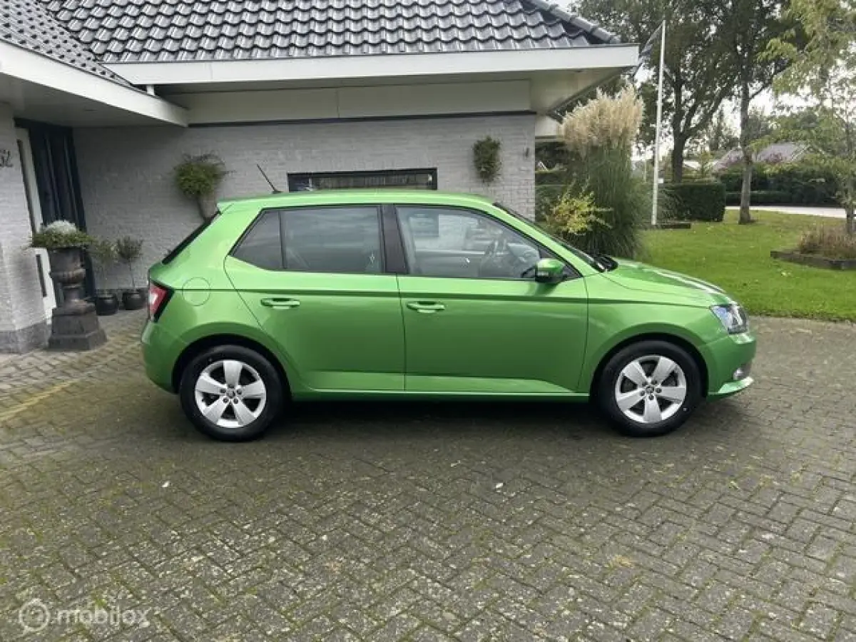 1.2 TSI Style Airco Cruise 137.126km.