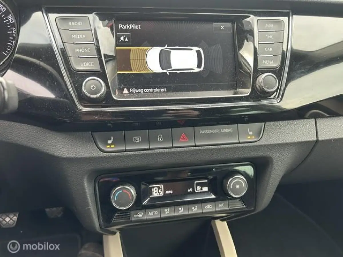 1.2 TSI Style Airco Cruise 137.126km.